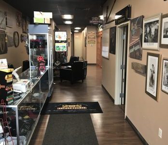Puros Cigar Shop