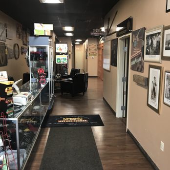 Puros Cigar Shop