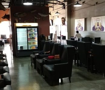 Jerry's Cigar Shop & Ashton Lounge