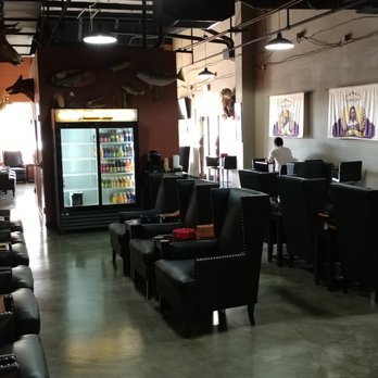 Jerry's Cigar Shop & Ashton Lounge