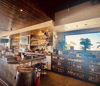 Puro Cigar Bar
