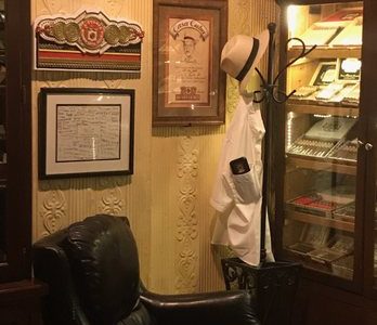 Huntington Humidor