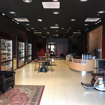 Hogshead Cigar Lounge