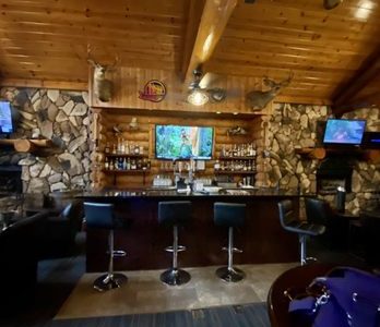 Hearth Cigars & Pipes