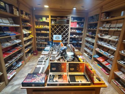 Riverside Cigar Bar
