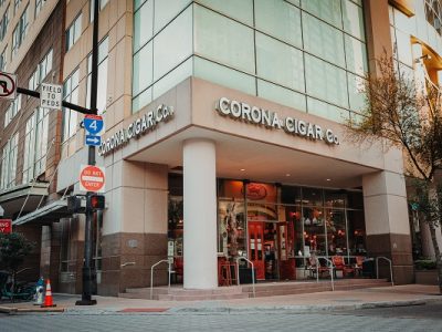 CORONA CIGAR CO. DIAMOND CROWN LOUNGE Orlando