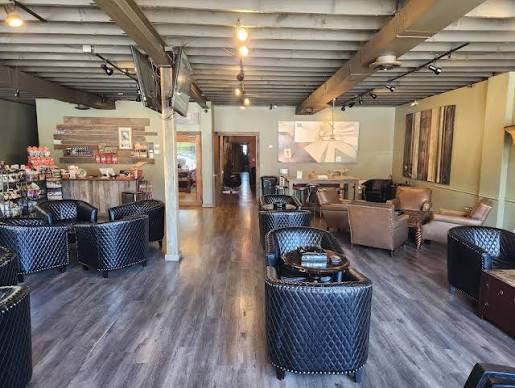 La Chaveta Cigar Lounge