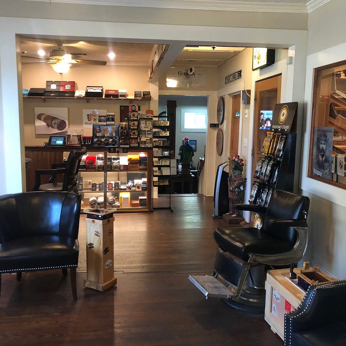 Havana Rey's Cigar Shop & Lounge