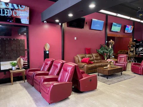 La Faraona Cigar Lounge