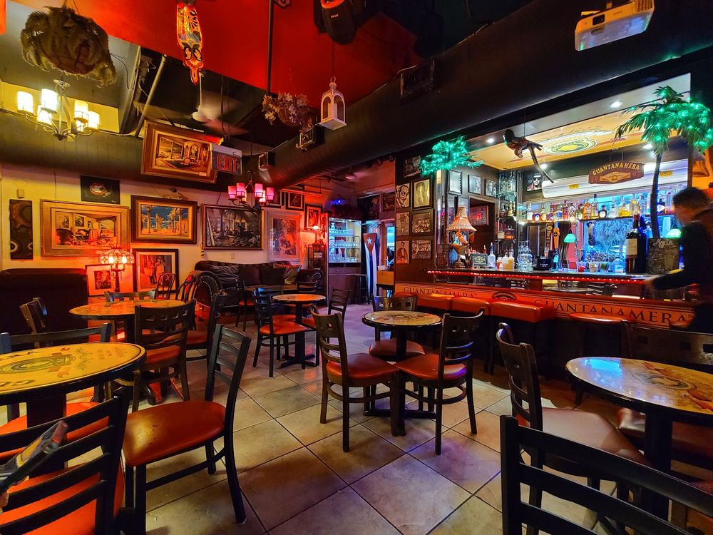 Guantanamera tropical café and Lounge